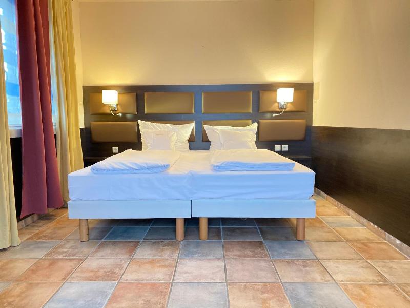 Vintage Hotel Köln Pulheim - Kostenlose Parkplätze image