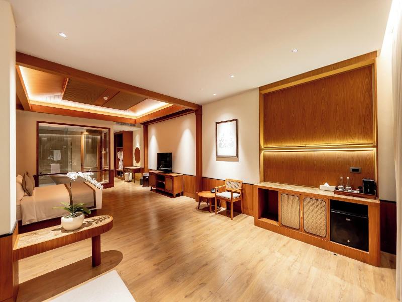 Anumana De Suite image