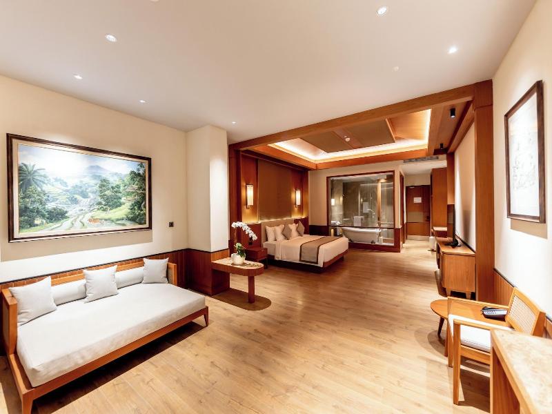 Anumana De Suite image