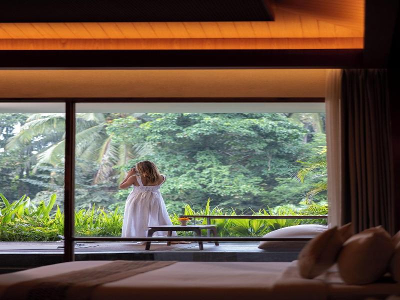 Anumana De Suite image