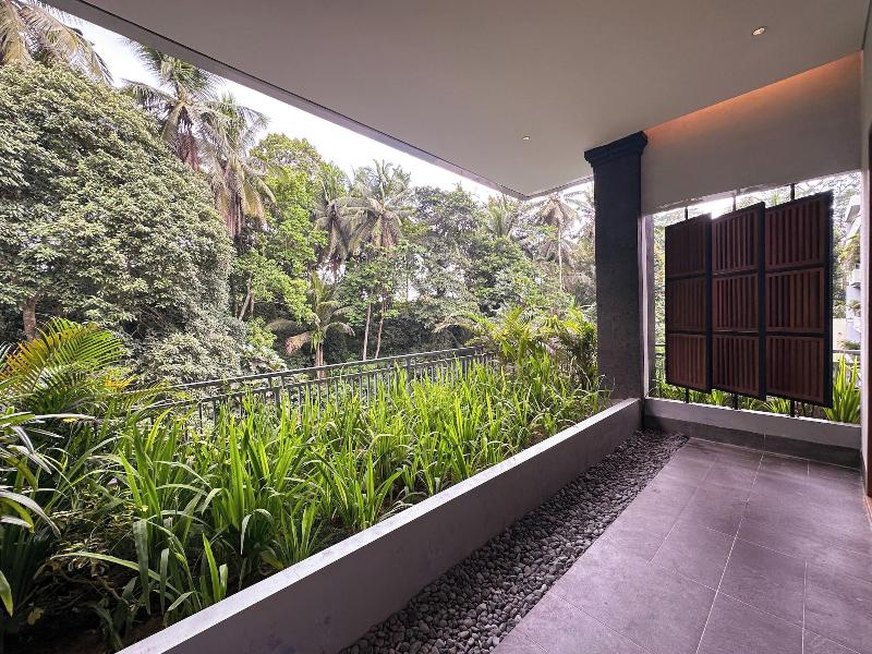 Anumana De Suite image