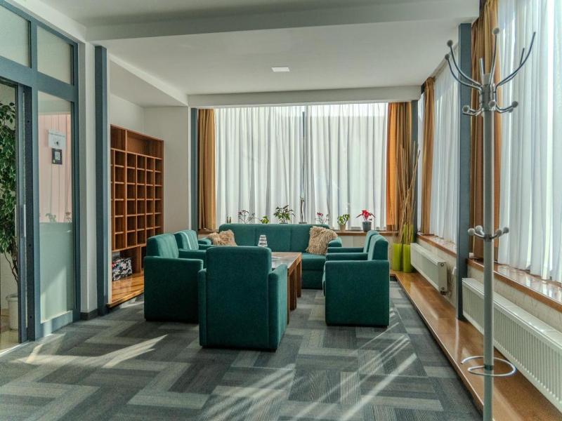 Hotel Arman image