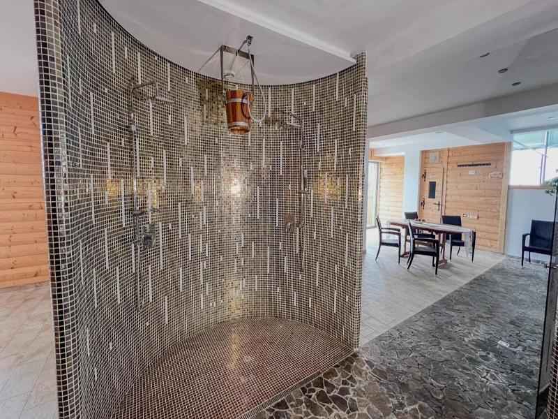 Hotel Arman image