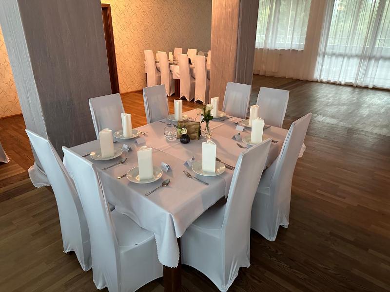 Hotel Arman image