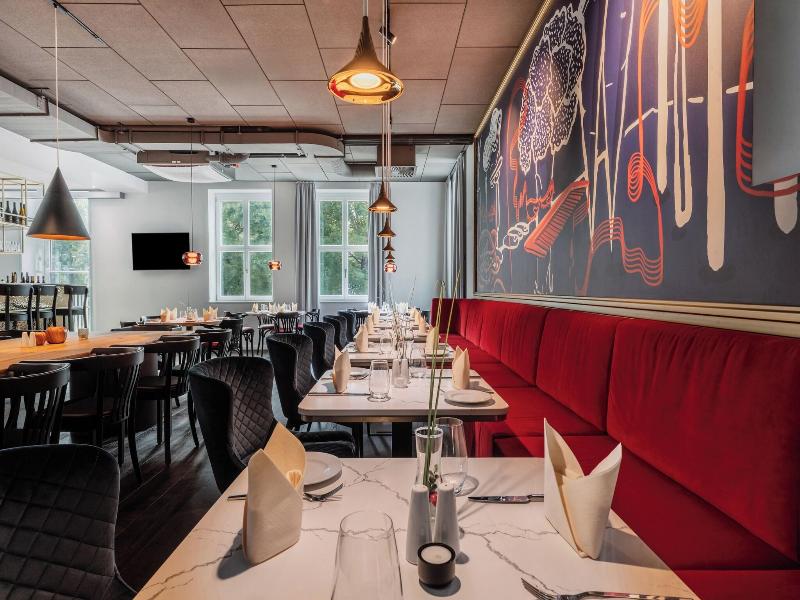 Grimms Hotel Hanau image