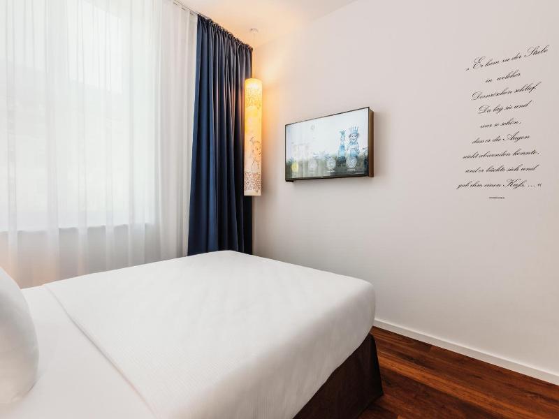 Grimms Hotel Hanau image