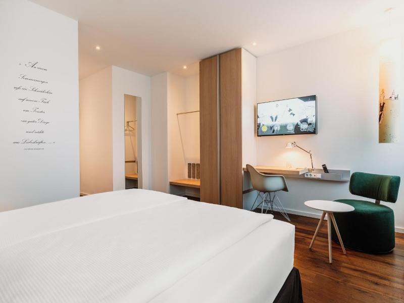 Grimms Hotel Hanau image