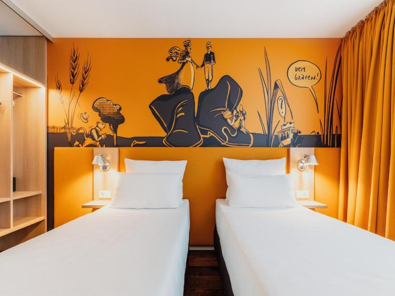 Grimms Hotel Hanau image
