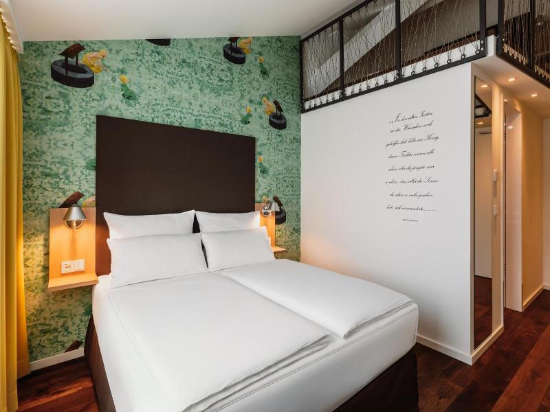 Grimms Hotel Hanau image