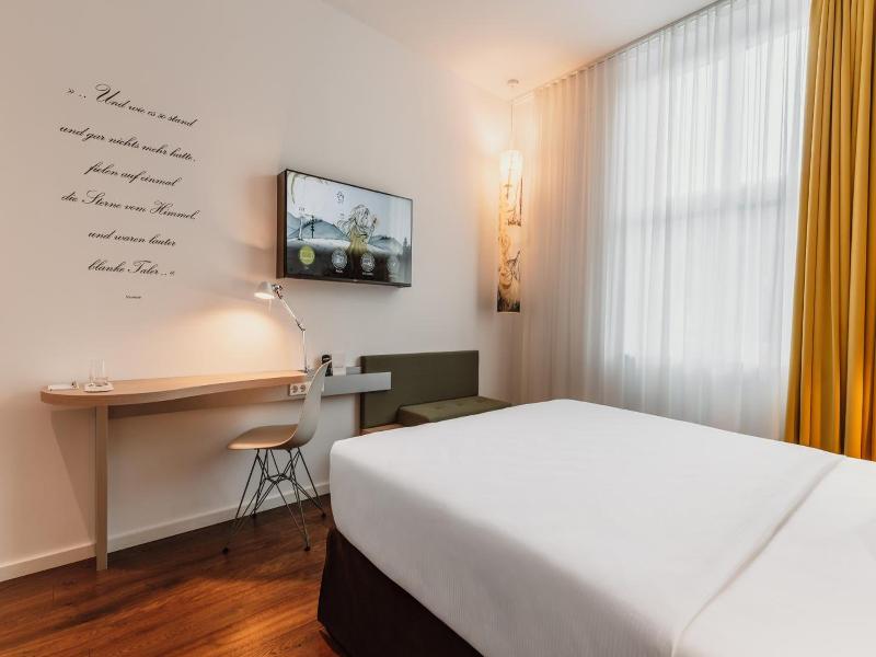 Grimms Hotel Hanau image