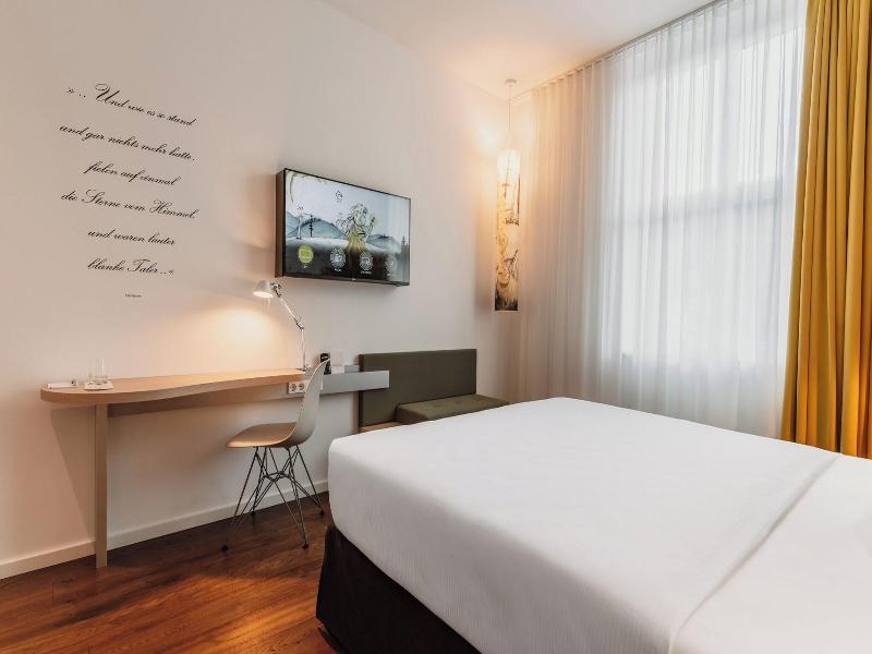 Grimms Hotel Hanau image