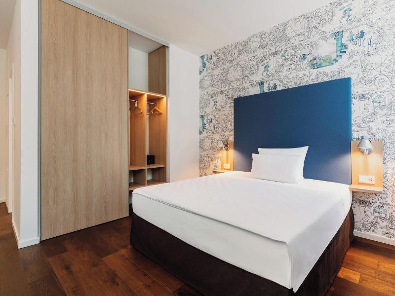 Grimms Hotel Hanau image