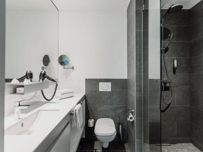 Grimms Hotel Hanau image