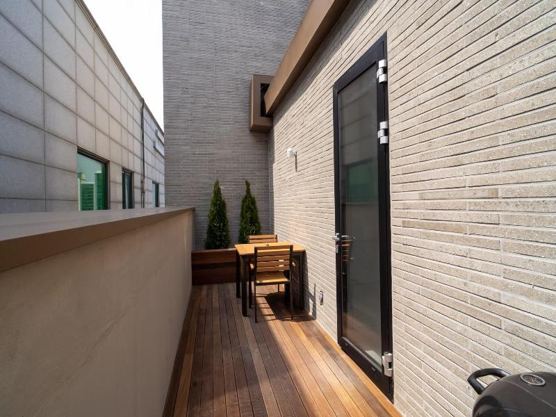 Goyang Hotel Yuji image