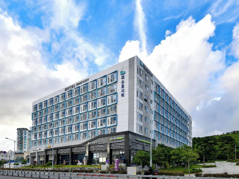 Firstcity Hotel Yeosu image