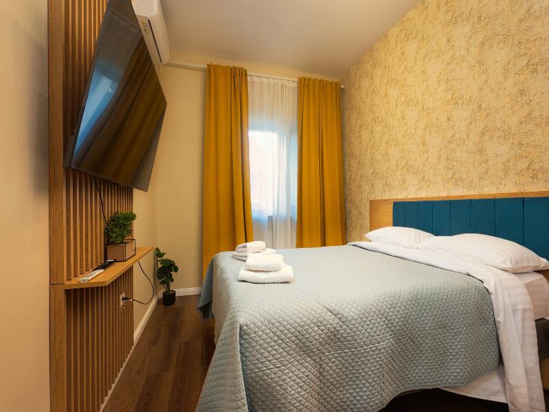 Romana Luxury Design Suites - City Center image