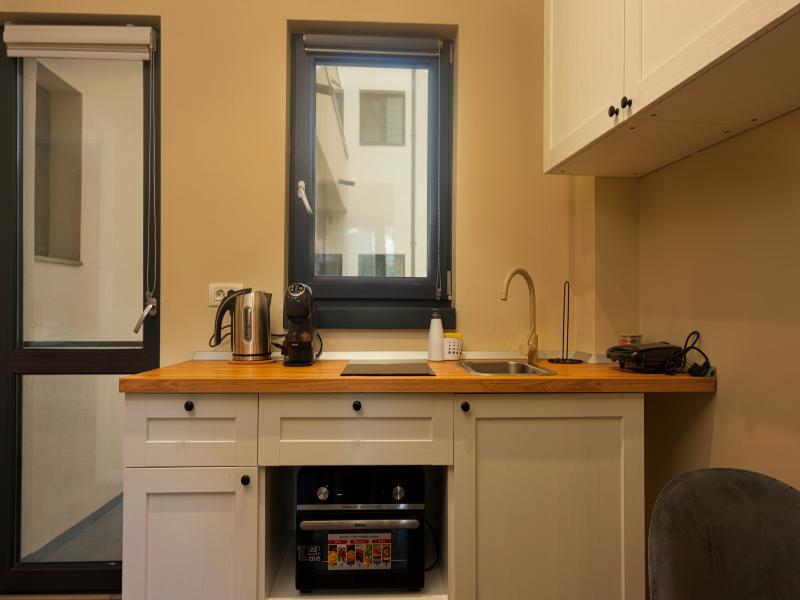 Romana Luxury Design Suites - City Center image