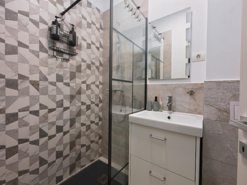 Romana Luxury Design Suites - City Center image