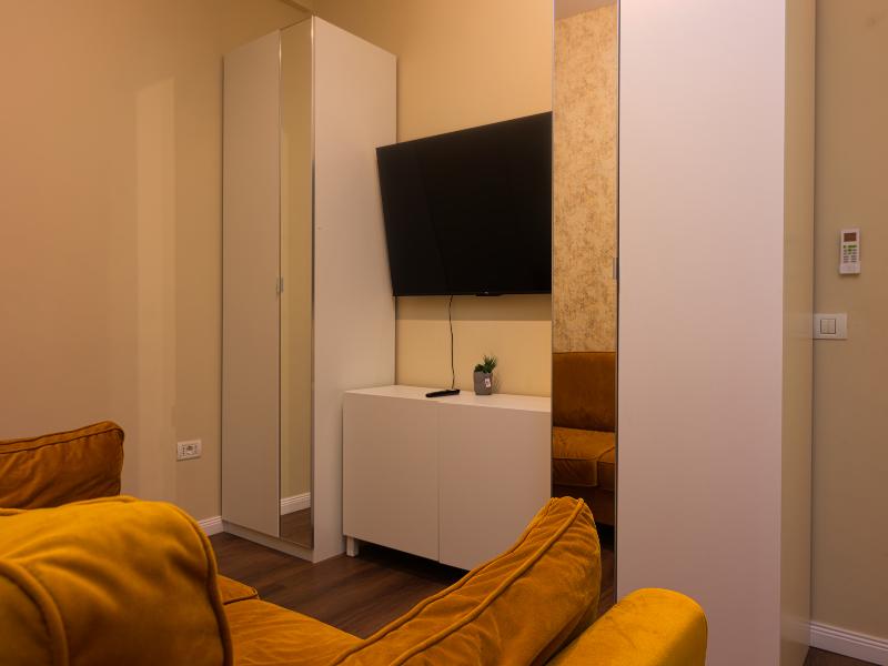 Romana Luxury Design Suites - City Center image