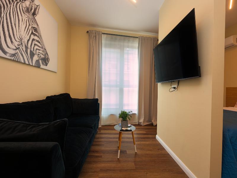 Romana Luxury Design Suites - City Center image