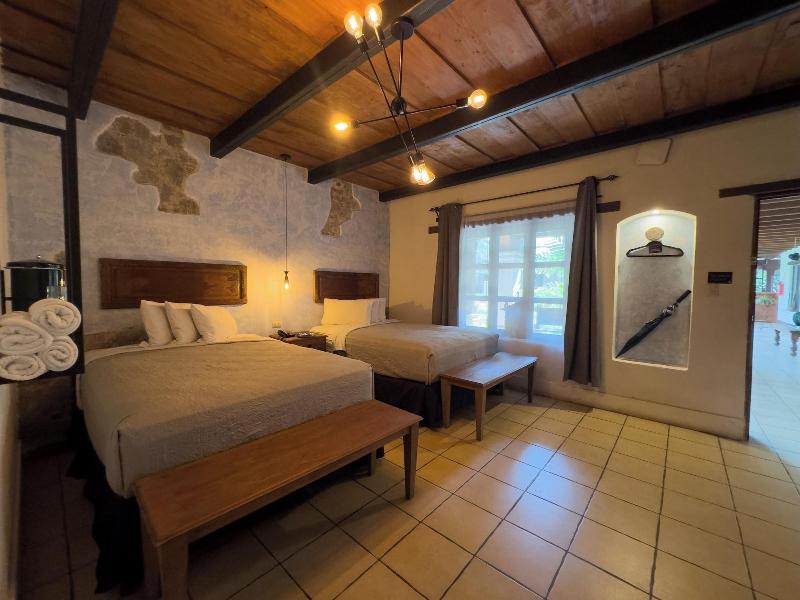 Hotel Cacique Real image