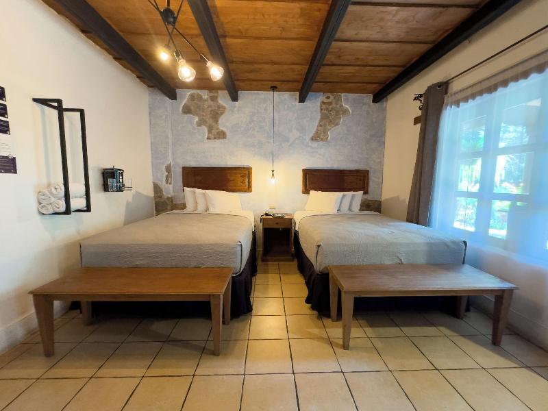 Hotel Cacique Real image