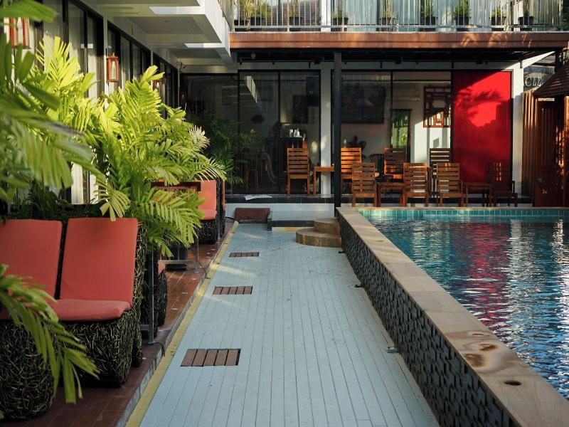 Z Z House image