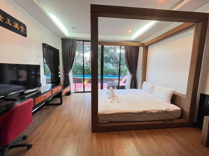 Z Z House image