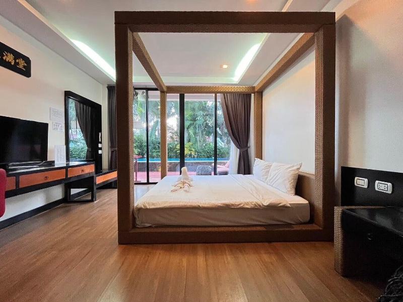 Z Z House image