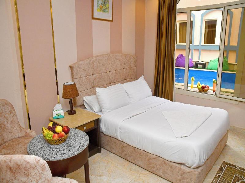 Nun Pyramids Inn image