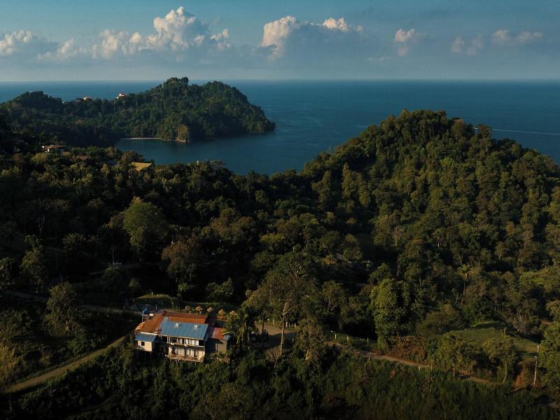 Casa Lamia image