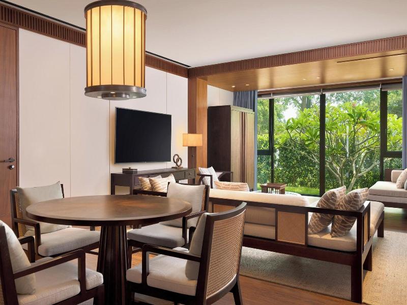 Le Meridien Shimei Bay Beach image
