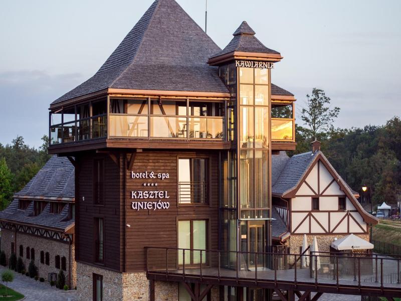Hotel & Spa **** Kasztel Uniejów