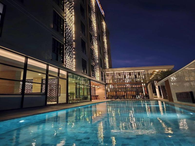The Essence Hotel Chanthaburi image