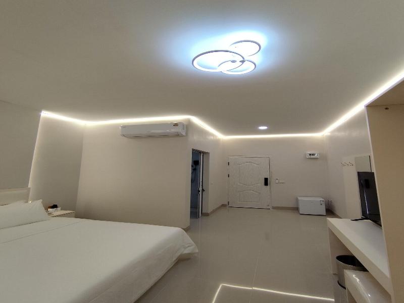Yusabai Villa Bangpoo image