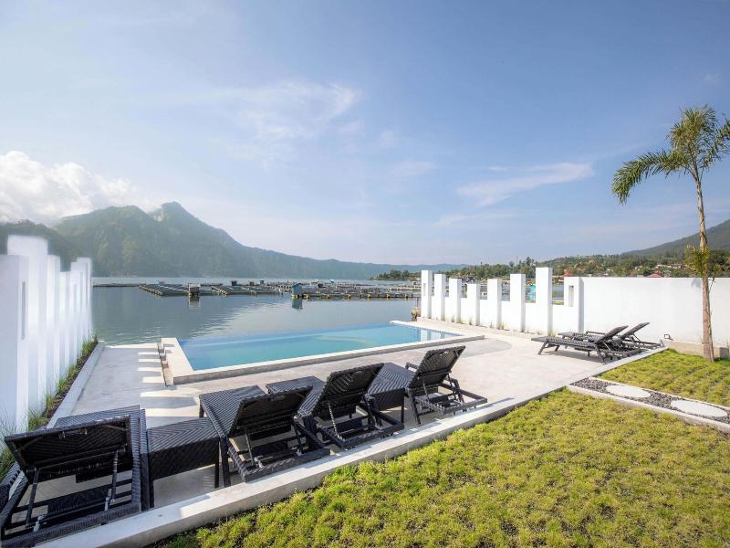 Intan Lake View Kintamani image