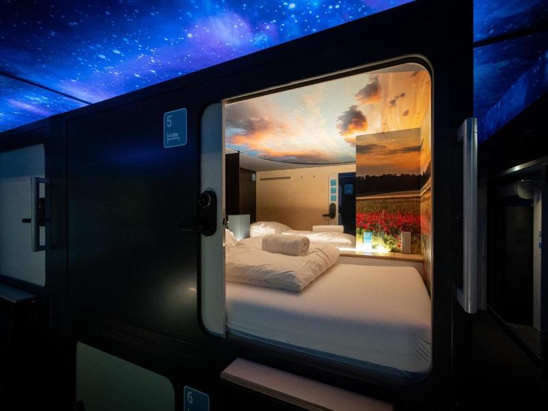 Capsule Hotel - Lucerne Thelab image