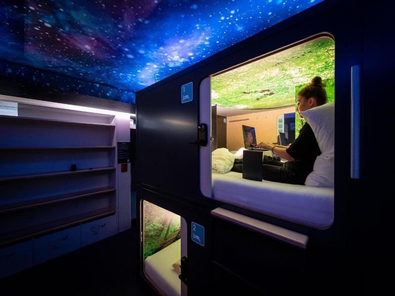 Capsule Hotel - Lucerne Thelab image