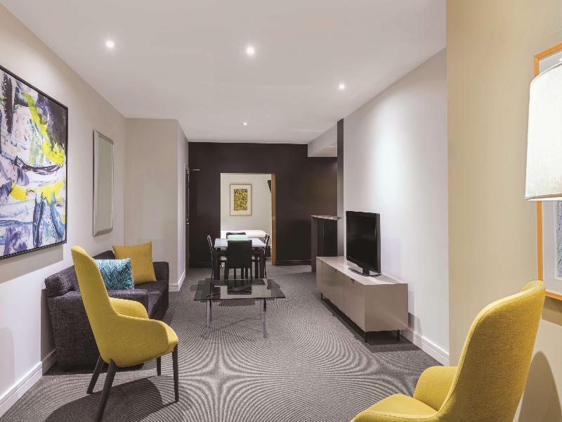 Adina Apartment Hotel Melbourne image