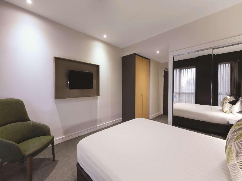 Adina Apartment Hotel Melbourne image