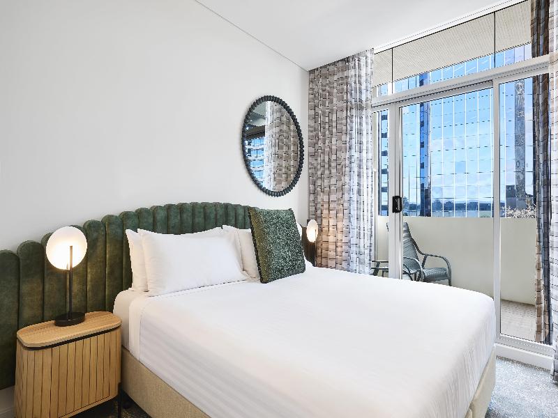Adina Apartment Hotel Perth image