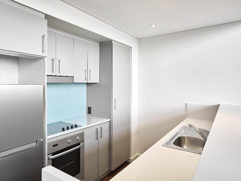 Adina Apartment Hotel Perth image