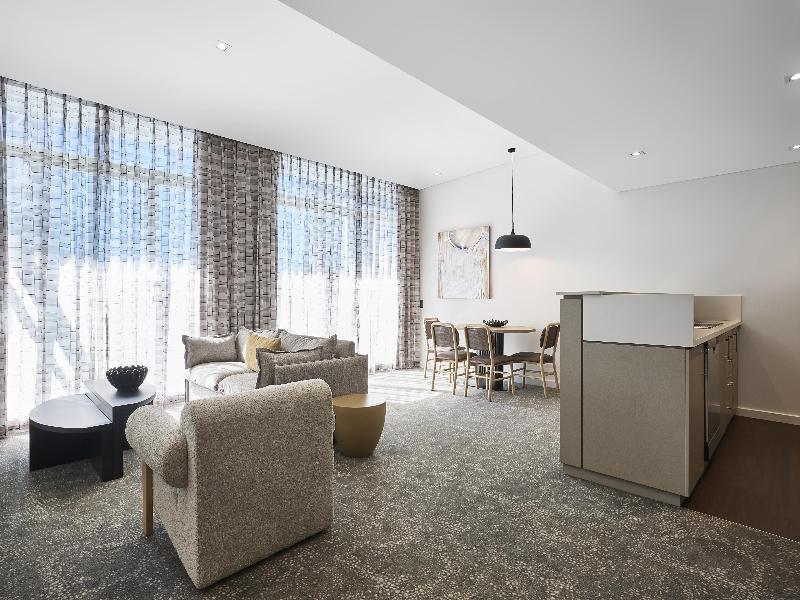 Adina Apartment Hotel Perth image