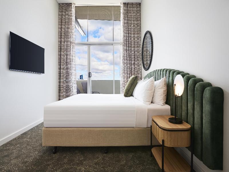 Adina Apartment Hotel Perth image