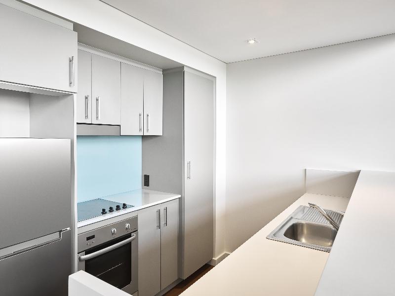 Adina Apartment Hotel Perth image