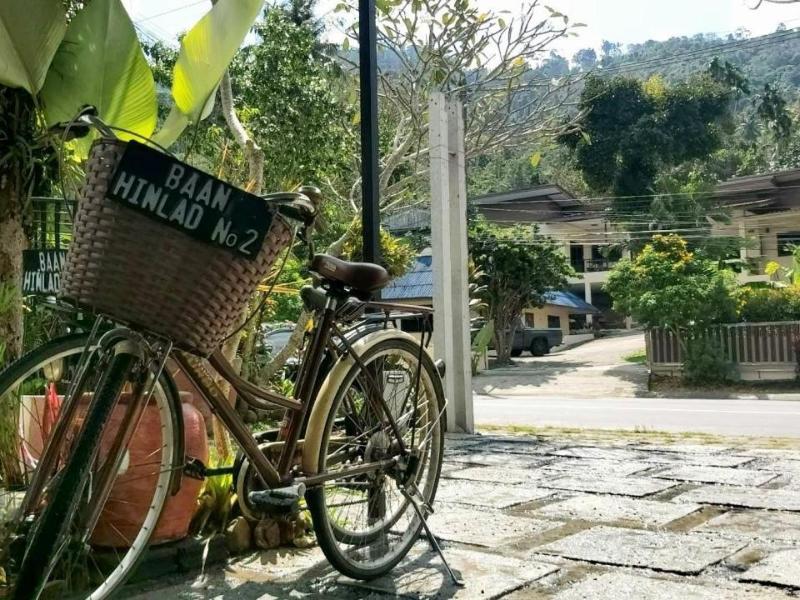 Baan Hinlad Home And Hostel image