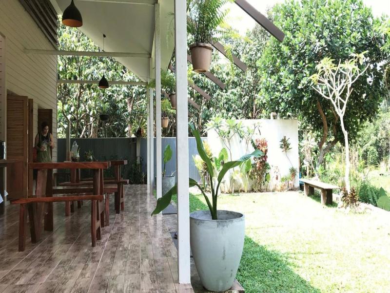 Baan Hinlad Home And Hostel image
