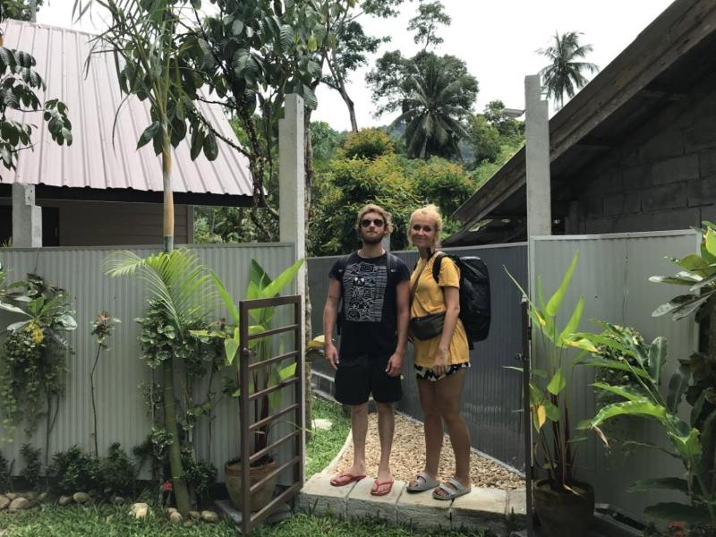 Baan Hinlad Home And Hostel image