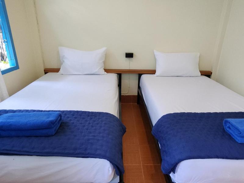 Baan Hinlad Home And Hostel image