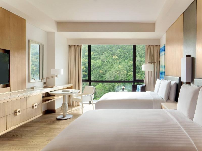 JW Marriott Hotel Sanya Dadonghai Bay image